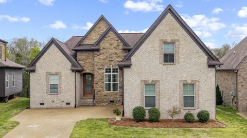 193 Karen Dr