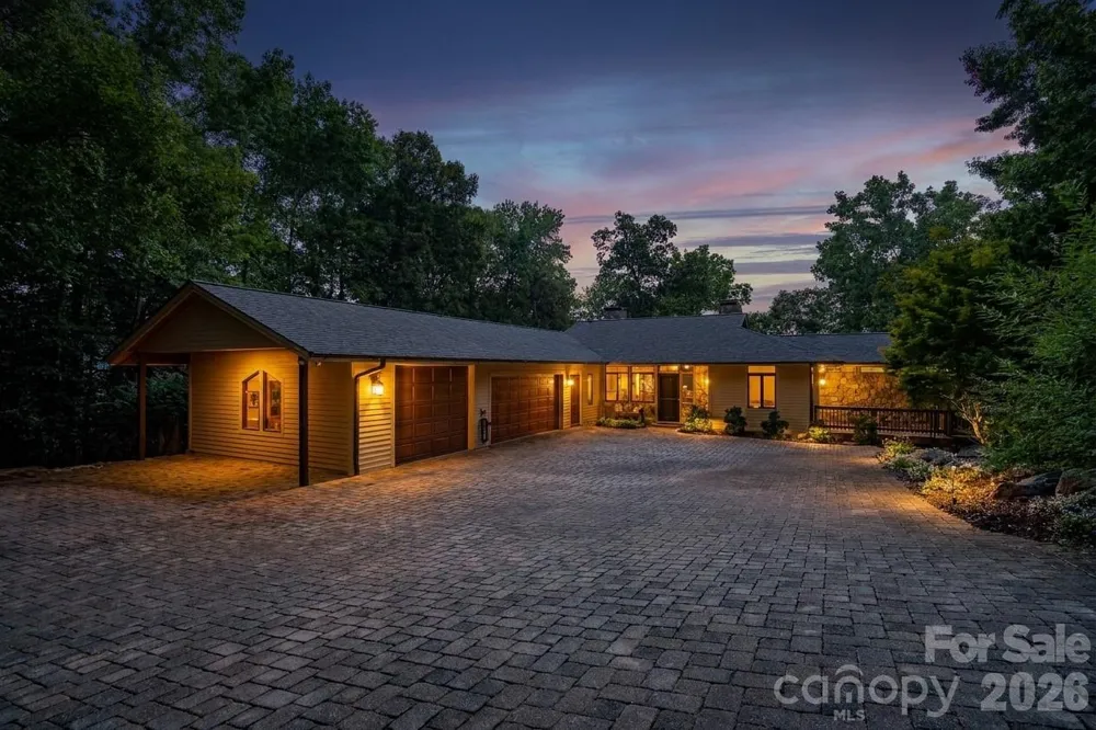 137 Windy Hill Cove New London, NC 28127