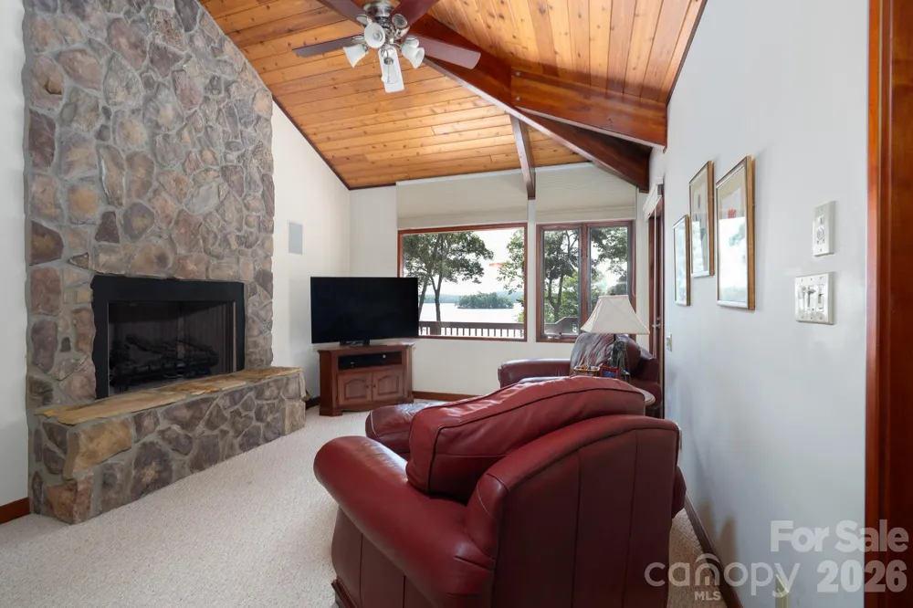 137 Windy Hill Cove New London, NC 28127