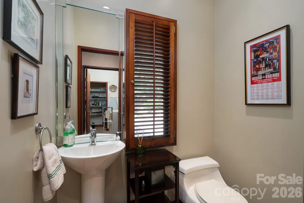137 Windy Hill Cove New London, NC 28127