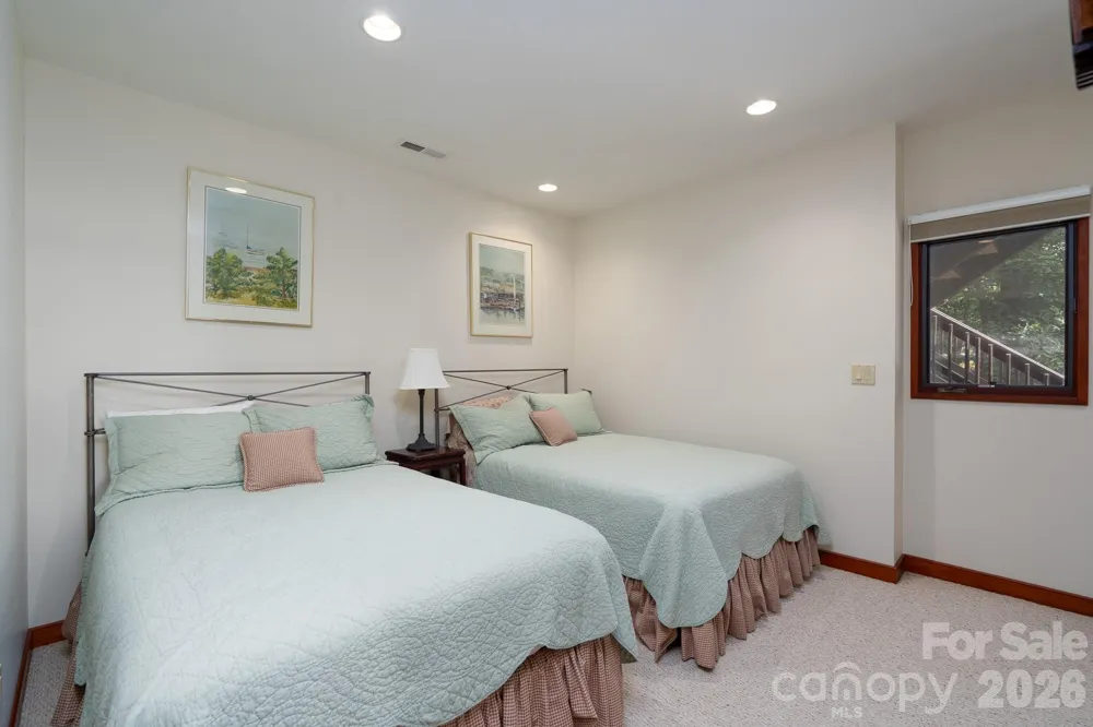 137 Windy Hill Cove New London, NC 28127