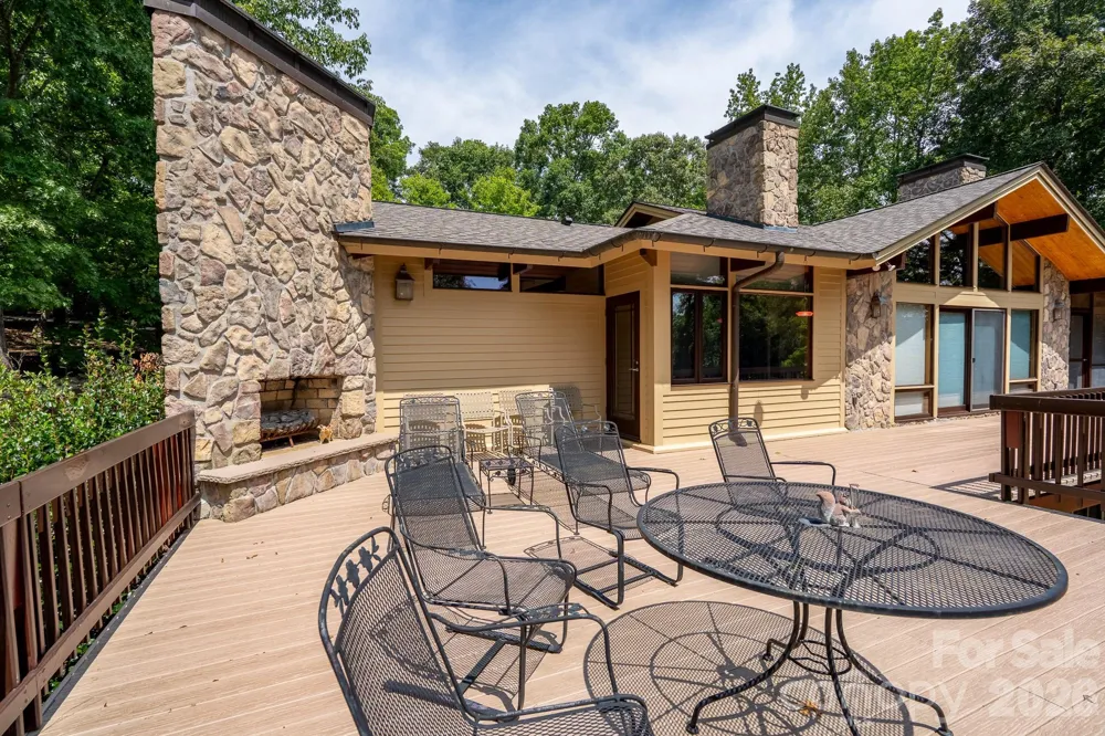 137 Windy Hill Cove New London, NC 28127