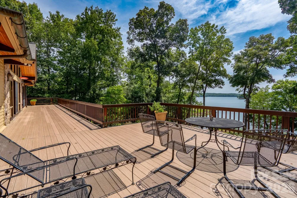 137 Windy Hill Cove New London, NC 28127
