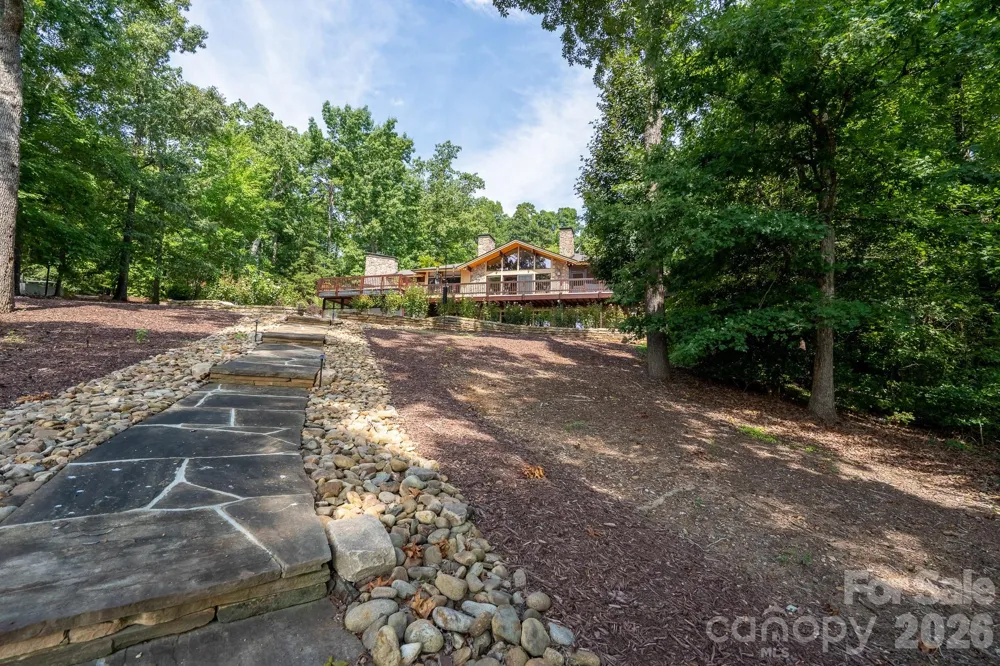 137 Windy Hill Cove New London, NC 28127