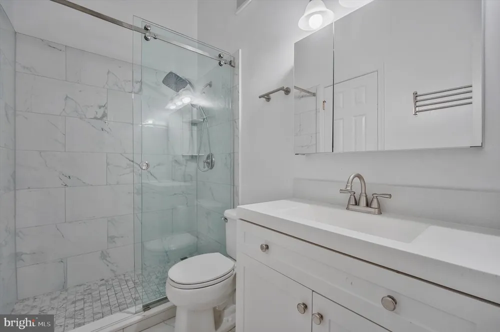 14844 EDMAN CIRCLE Centreville, VA 20121