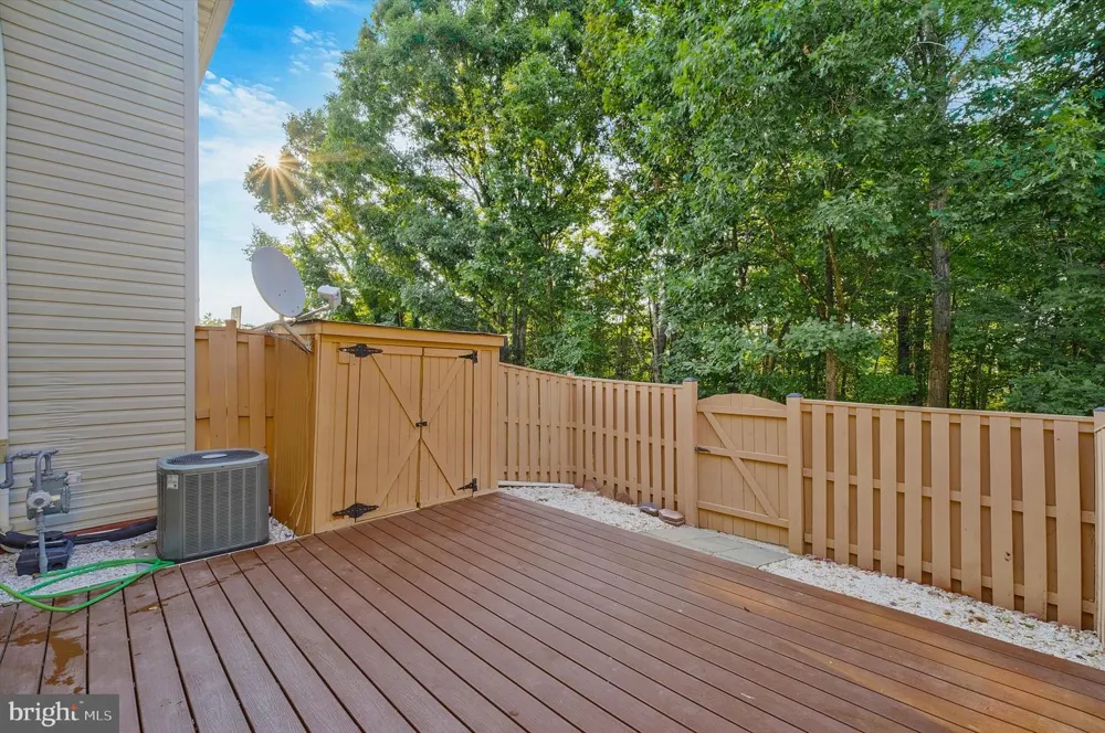 14844 EDMAN CIRCLE Centreville, VA 20121