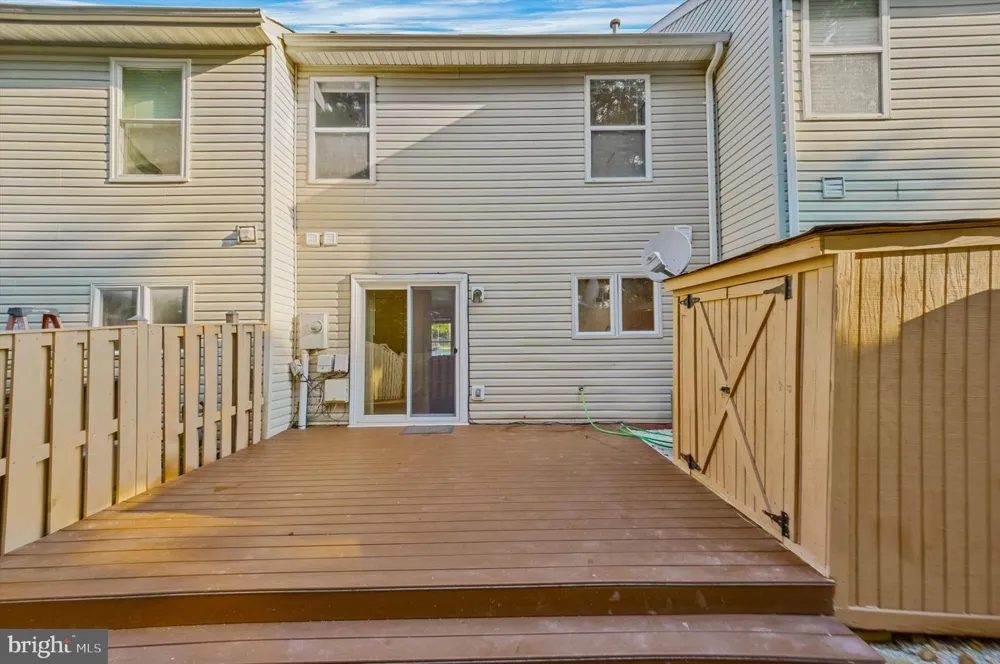 14844 EDMAN CIRCLE Centreville, VA 20121