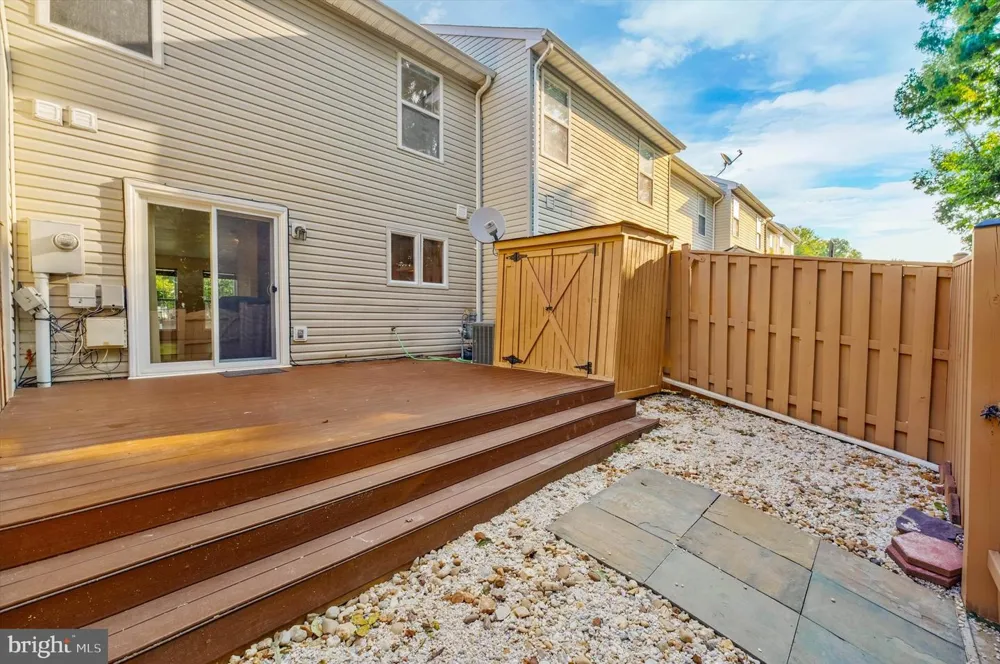 14844 EDMAN CIRCLE Centreville, VA 20121