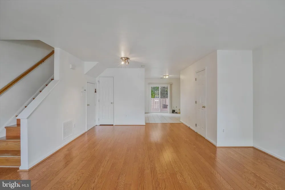 14844 EDMAN CIRCLE Centreville, VA 20121
