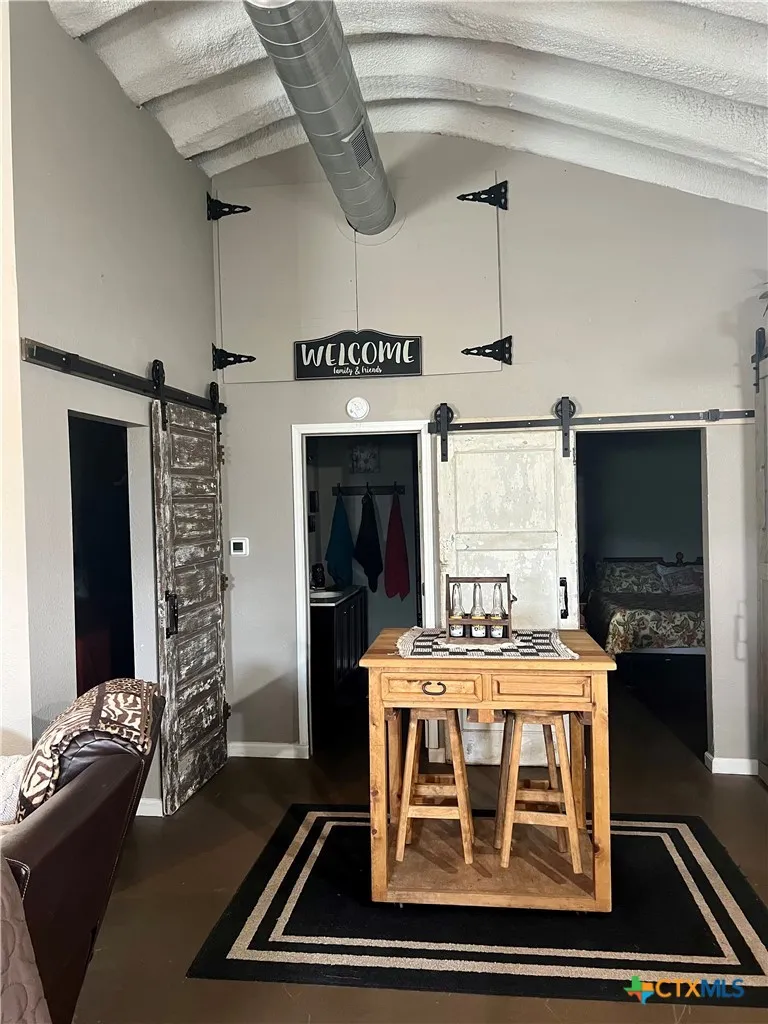 1048 County Road 426 Purmela, TX 76566