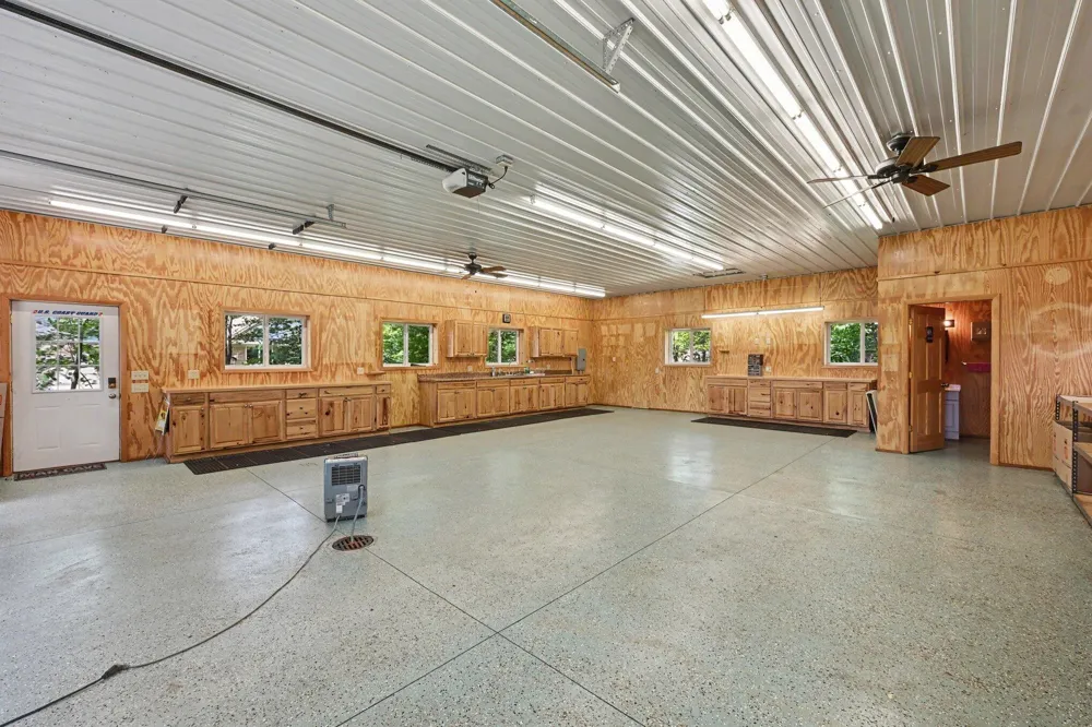 51408 Summit Street Paw Paw, MI 49079