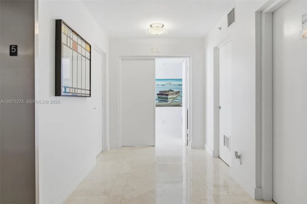 613 Ocean Dr #5D Key Biscayne, FL 33149