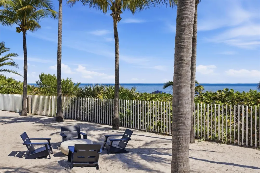 613 Ocean Dr #5D Key Biscayne, FL 33149