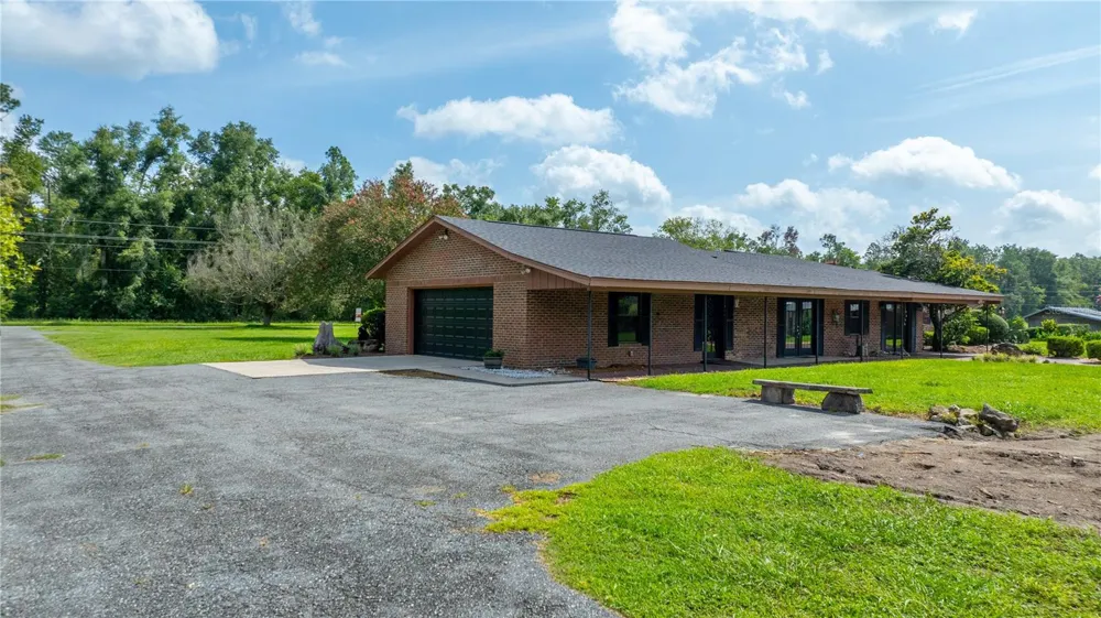 19520 168TH STREET Live Oak, FL 32060
