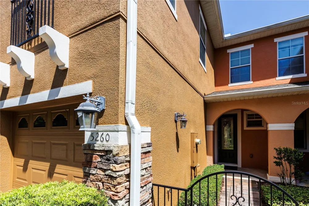 5260 HIDDEN CYPRESS LANE Oviedo, FL 32765