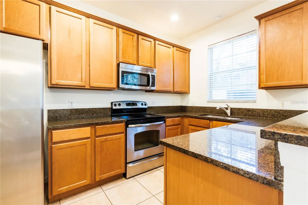5260 HIDDEN CYPRESS LANE Oviedo, FL 32765