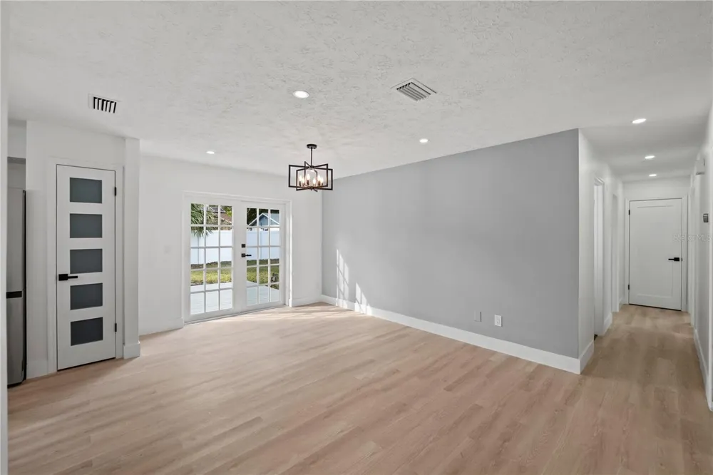 3206 LAS BRISAS DRIVE Riverview, FL 33578
