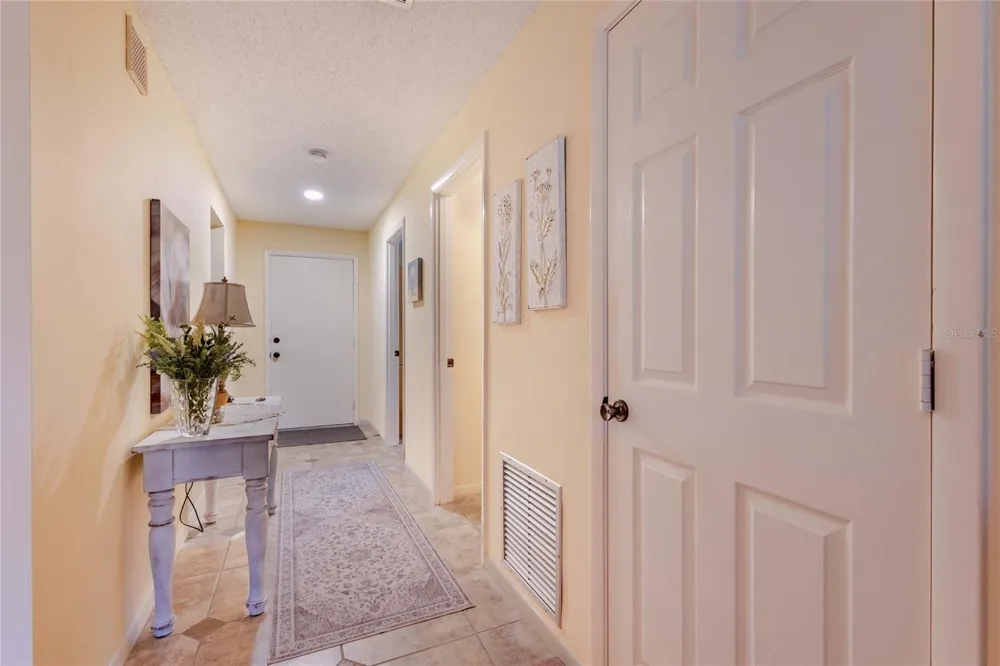 4582 LONGWATER CHASE E #62 Sarasota, FL 34235