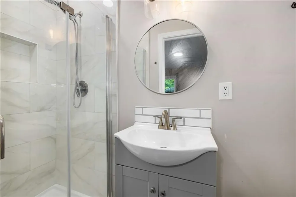 4317 Brookside Drive Forest Park, GA 30297