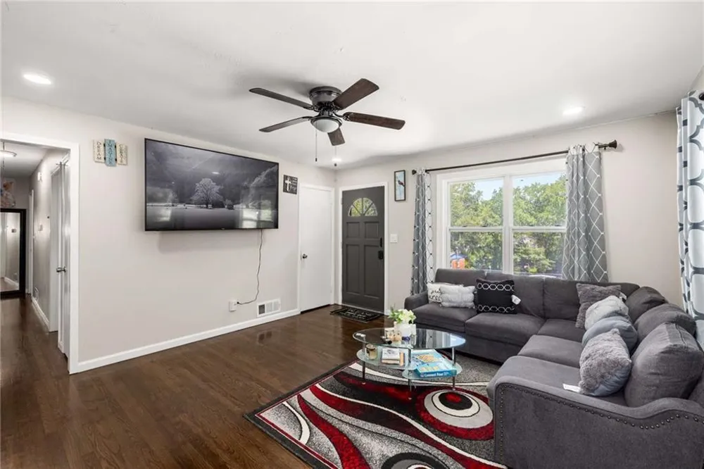 4317 Brookside Drive Forest Park, GA 30297