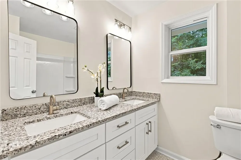835 Omaha Drive Norcross, GA 30093