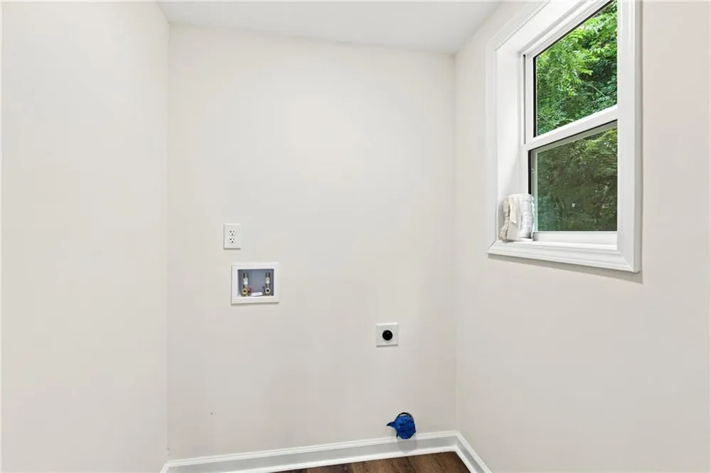 835 Omaha Drive Norcross, GA 30093
