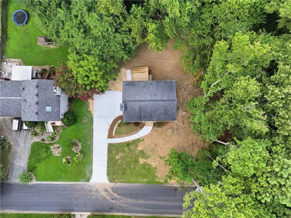 835 Omaha Drive Norcross, GA 30093