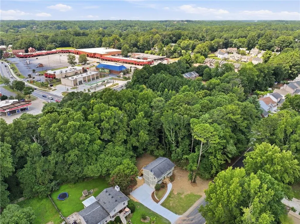 835 Omaha Drive Norcross, GA 30093