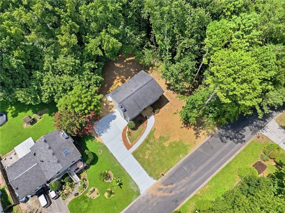 835 Omaha Drive Norcross, GA 30093
