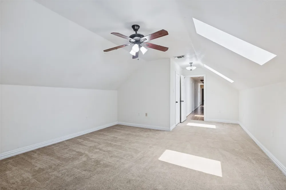 2865 J E Woody Road Springtown, TX 76082
