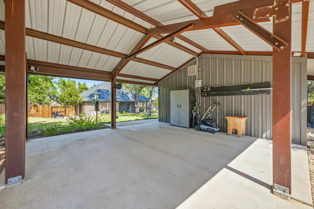 5004 Moss Rock Trail Granbury, TX 76048