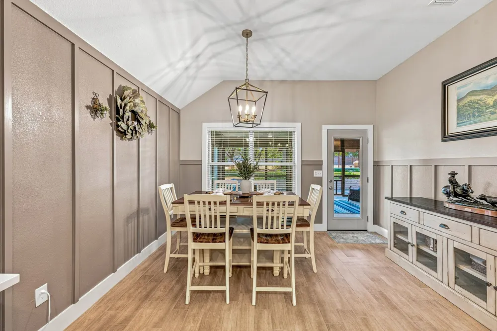 5004 Moss Rock Trail Granbury, TX 76048