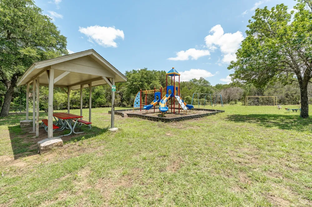 5004 Moss Rock Trail Granbury, TX 76048