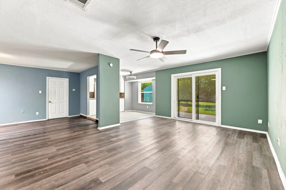 6800 Echo Hill Drive Watauga, TX 76148