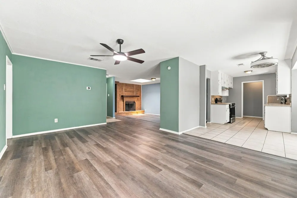 6800 Echo Hill Drive Watauga, TX 76148