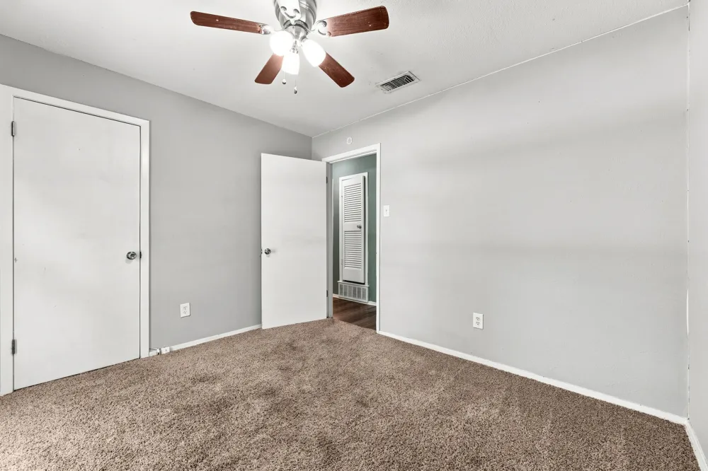 6800 Echo Hill Drive Watauga, TX 76148