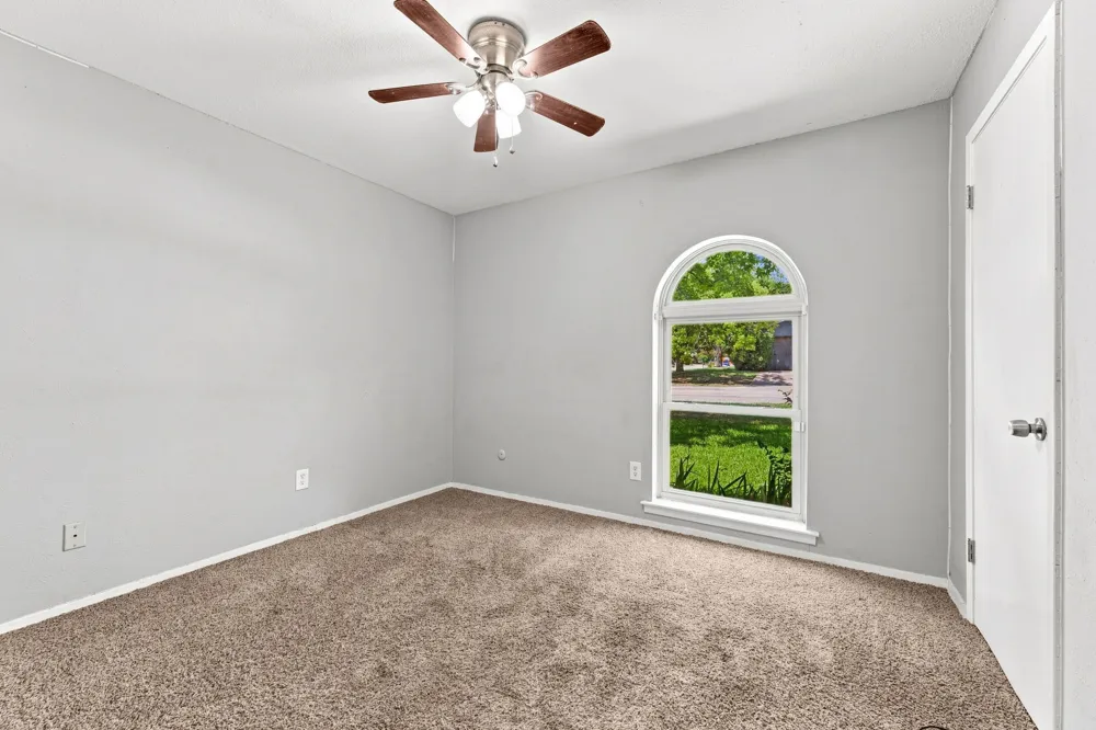 6800 Echo Hill Drive Watauga, TX 76148