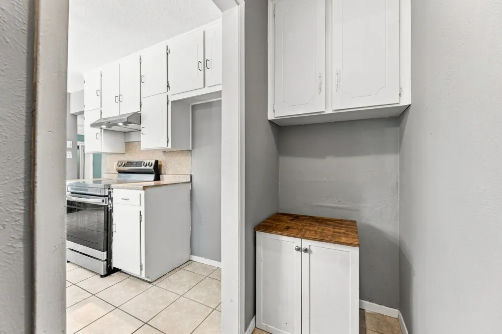 6800 Echo Hill Drive Watauga, TX 76148