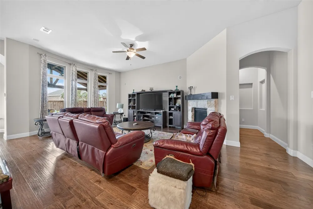 1513 Liberty Way Trail Wylie, TX 75098