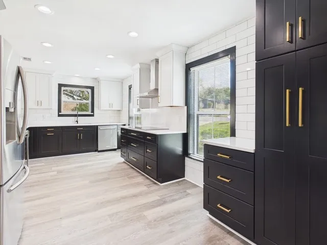 1010 Bel Air Drive Athens, TX 75751