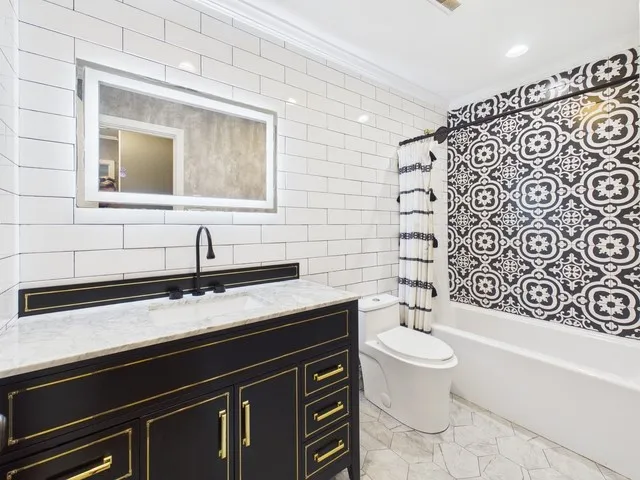 1010 Bel Air Drive Athens, TX 75751
