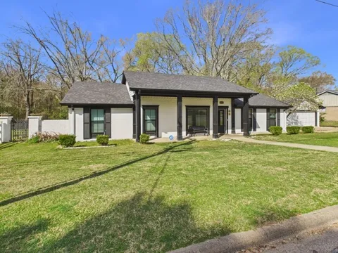 1010 Bel Air Drive
