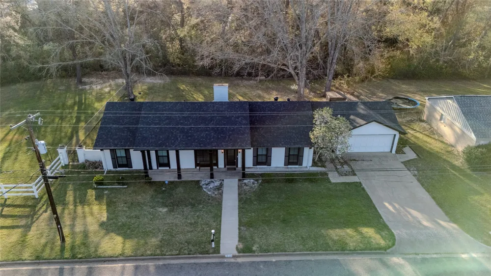 1010 Bel Air Drive Athens, TX 75751