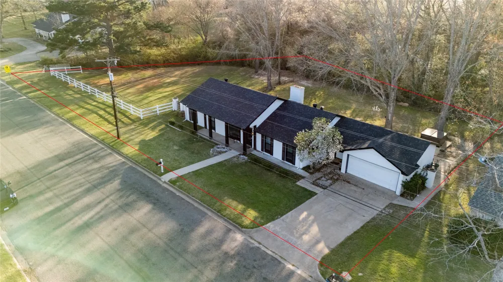 1010 Bel Air Drive Athens, TX 75751