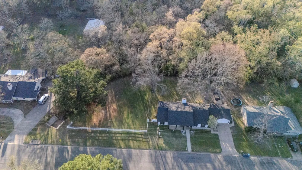 1010 Bel Air Drive Athens, TX 75751