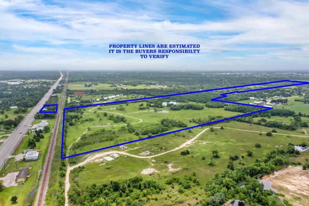10935 Highway 6 Hitchcock, TX 77510