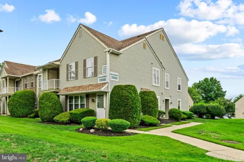 3520 NEILS COURT