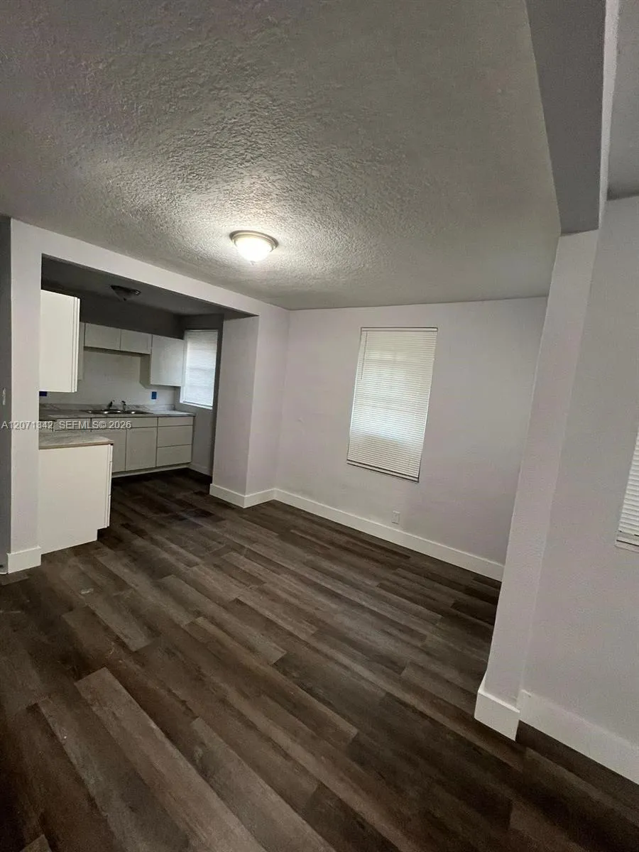 5703 Ave B #1 Jacksonville, FL 32209