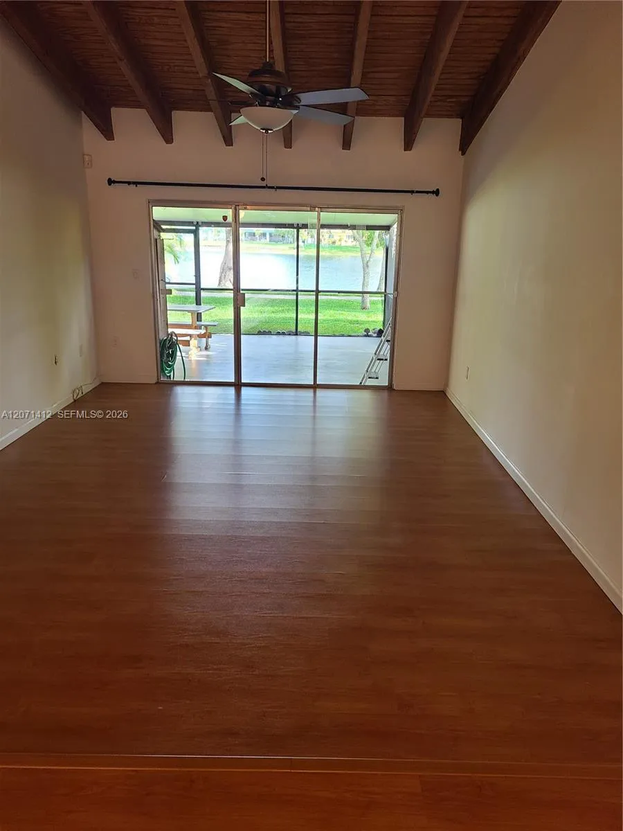 10520 Buttonwood Ave #10520 Pembroke Pines, FL 33026