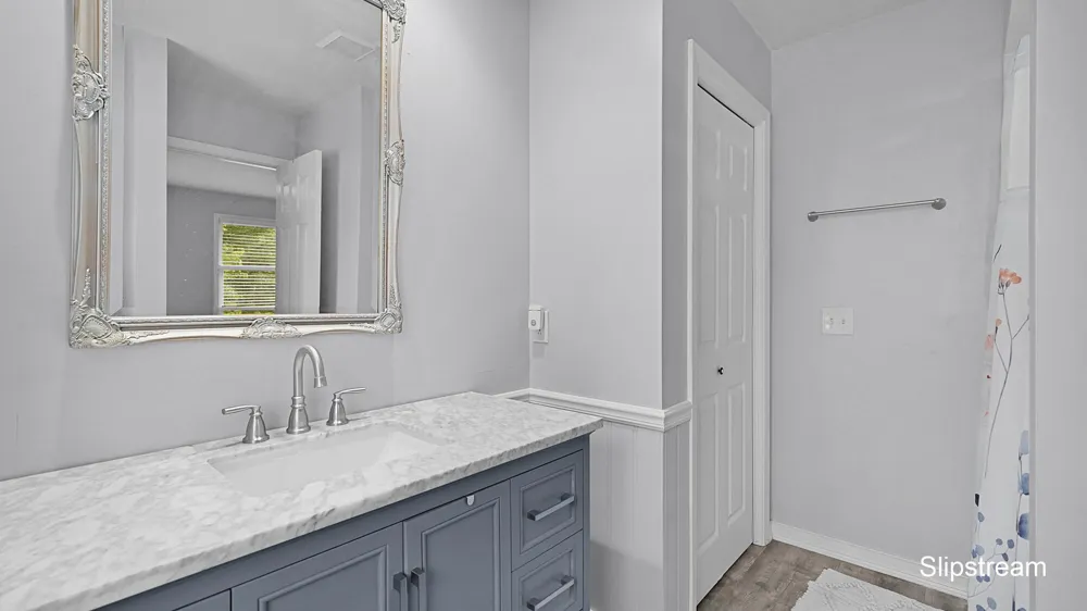 101 Chicory Street NE Comstock Park, MI 49321